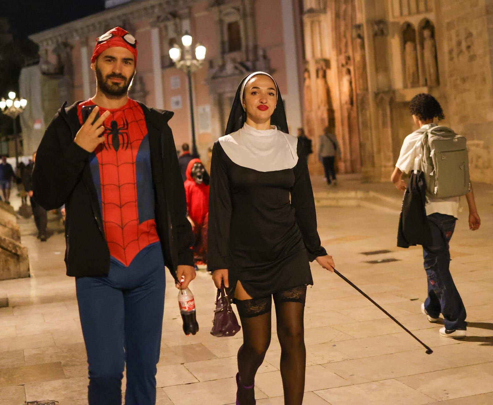 València se disfraza para celebrar Halloween