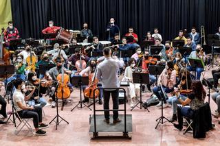 La Orquesta Comunitaria de Gran Canaria vibra con pasión