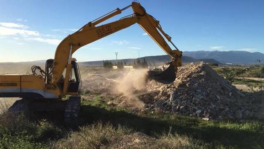 Comienzan las obras de sellado y regeneración de la escombrera