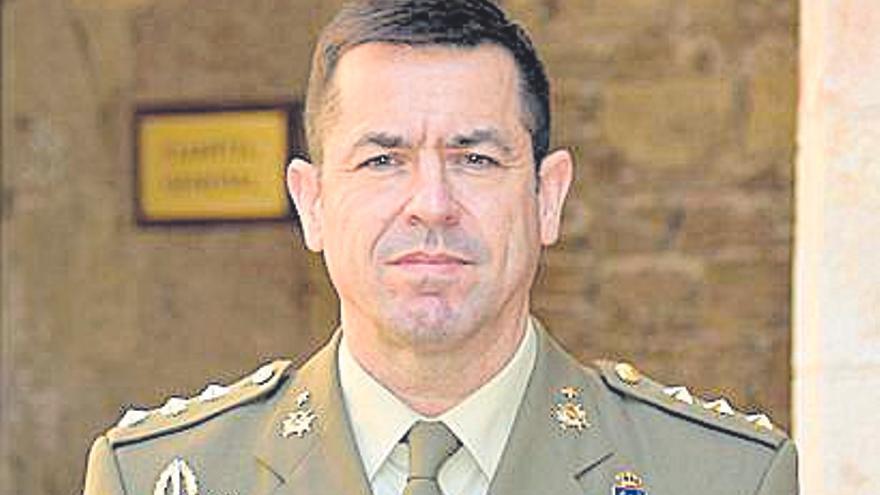 El Coronel Rafael Guisasola.