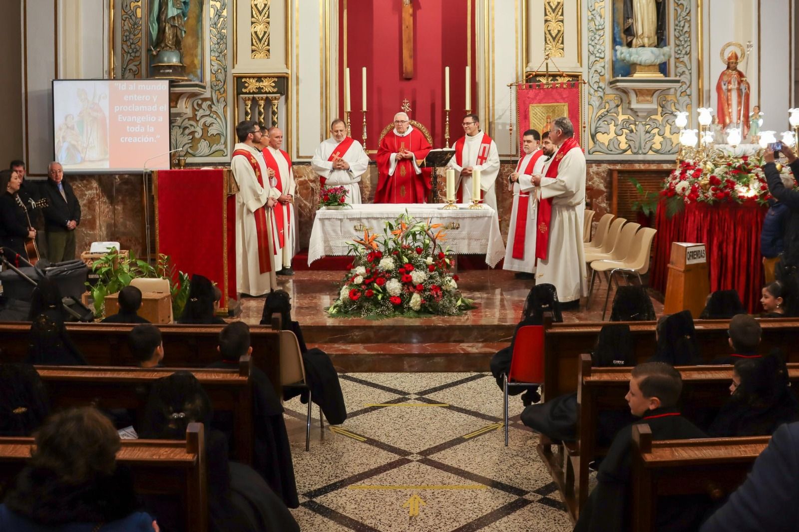 Torrent vive el Sant Blai más multitudinario