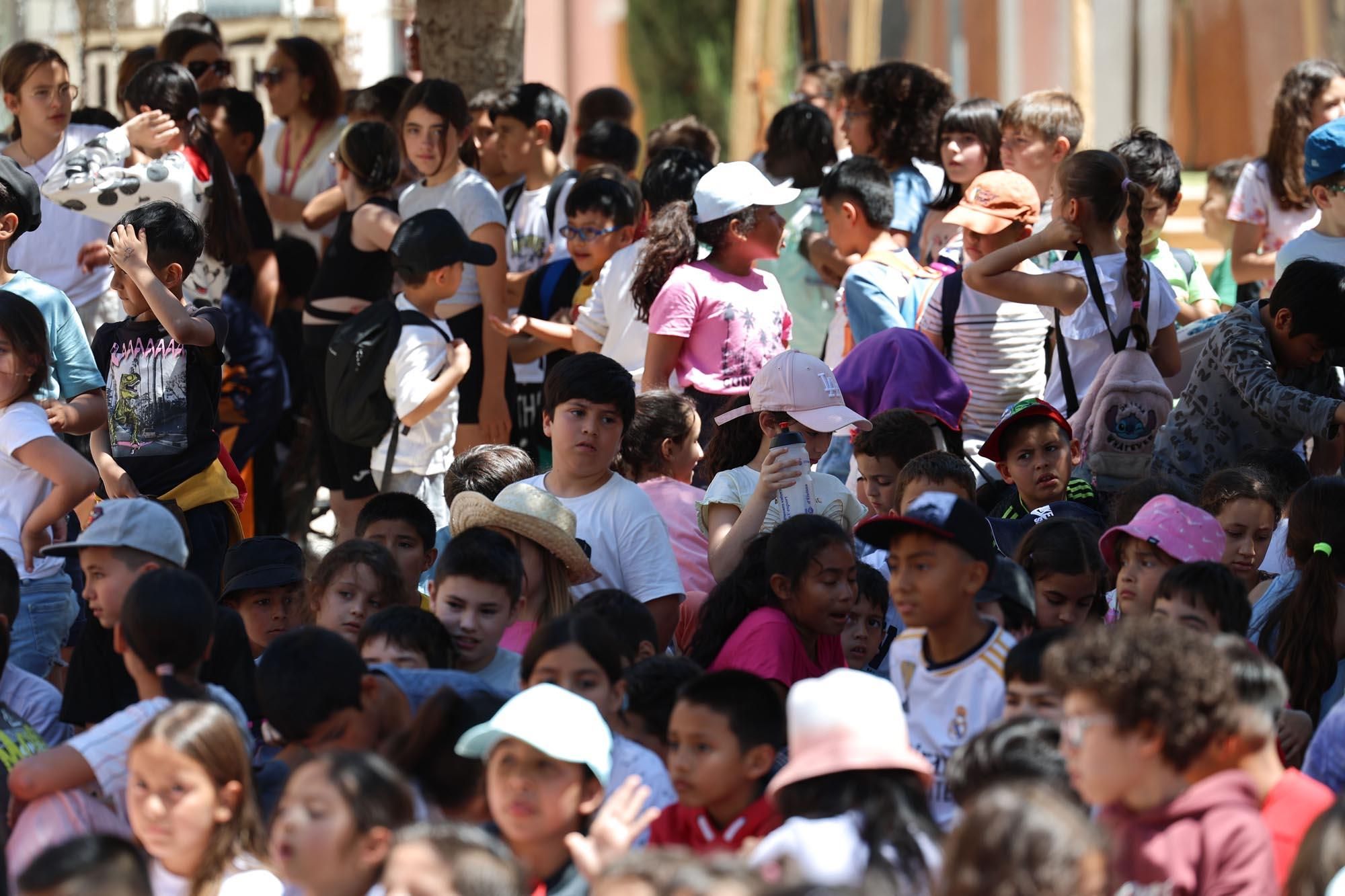 Los escolares de Ibiza visitan la feria Eivissa Medieval