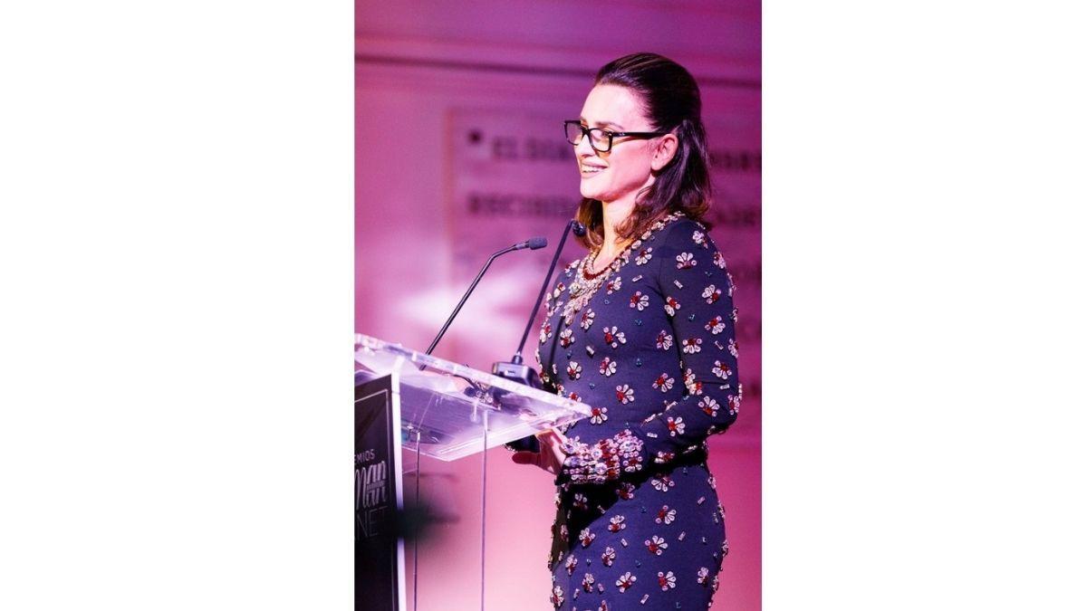 Penélope Cruz recibe el premio Acción Social en los Premios Woman Planet. / La Perspectiva