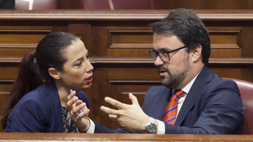 NC y Podemos fuerzan a CC  a negociar nuevos límites al aumento de camas turísticas