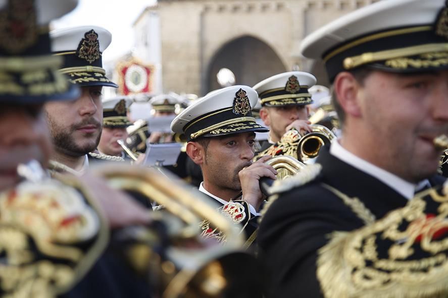 Fotogalería / La borriquita estrena la 'nueva' Semana Santa de Córdoba