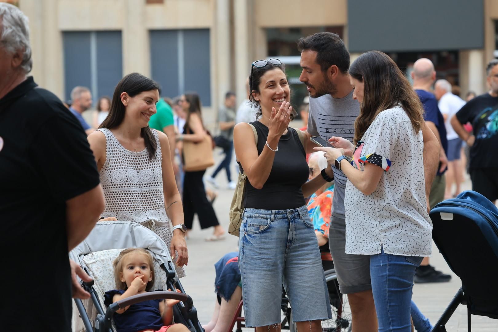 Les fotos de com Vila-real 'trau la llengua' per a defensar el valencià