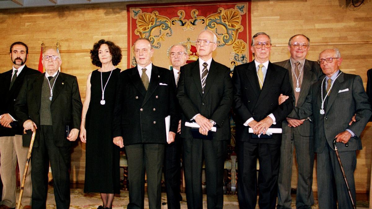 El álbum de la Galicia más ilustre, a través de las Medallas Castelao