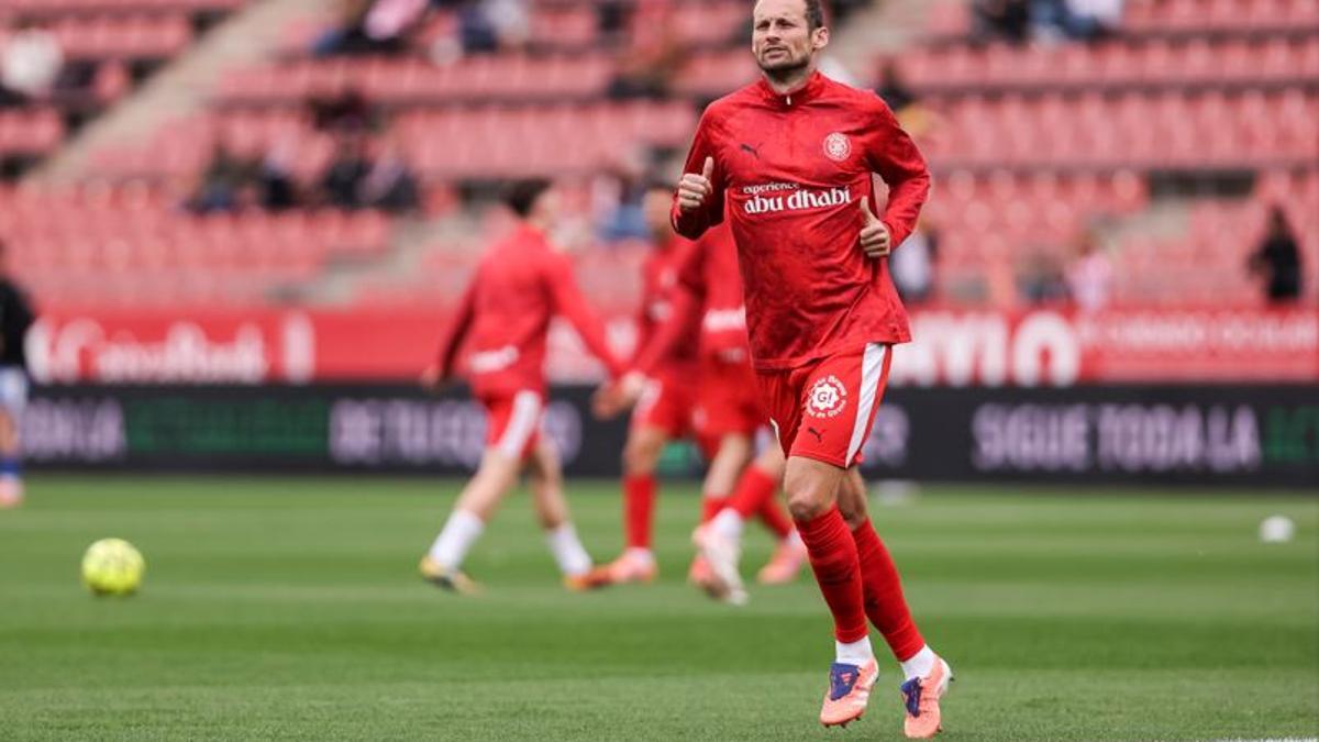 Blind durant l'escalfament de l'últim partit.