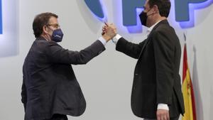 El PP es dona dues setmanes per analitzar l’‘efecte Feijóo’ i veure si avança les andaluses