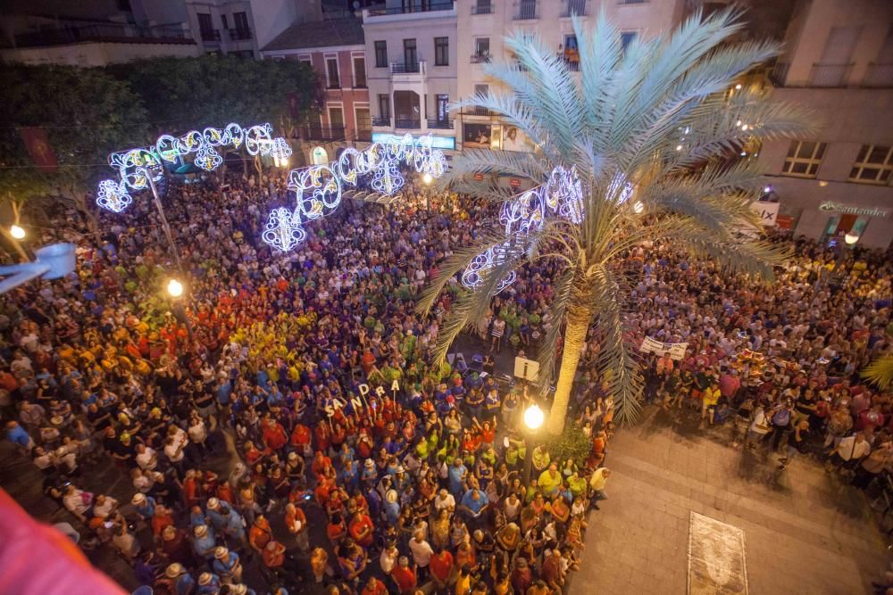 El investigador realizó un discurso lleno de sentimiento ilicitano y alabó a Elche como ejemplo de convivencia y respeto a los extranjeros