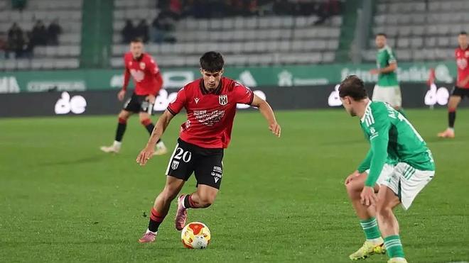 Jacobo Martí, juventud y desborde para el nuevo proyecto del Córdoba CF