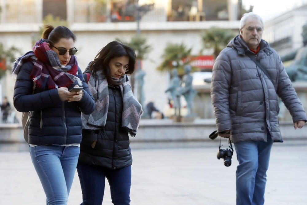 El frío se ha dejado notar en la ciudad de València