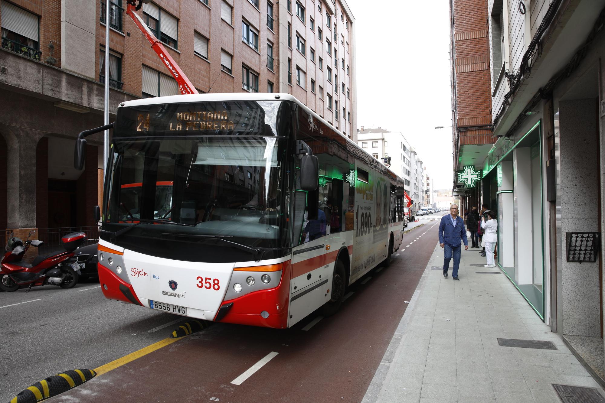 En imágenes: problemas de circulación en La Calzada