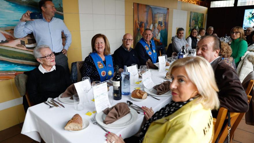 Participantes en  comida del Yumay. | Mara Villamuza