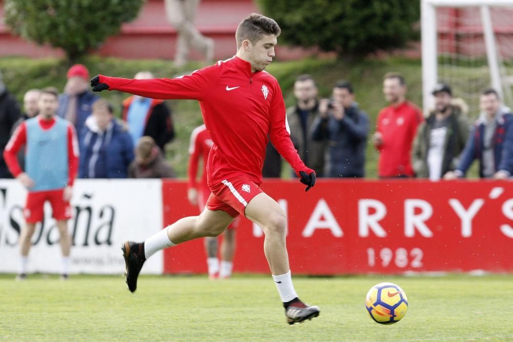 Jony vuelve a entrenar con el Sporting