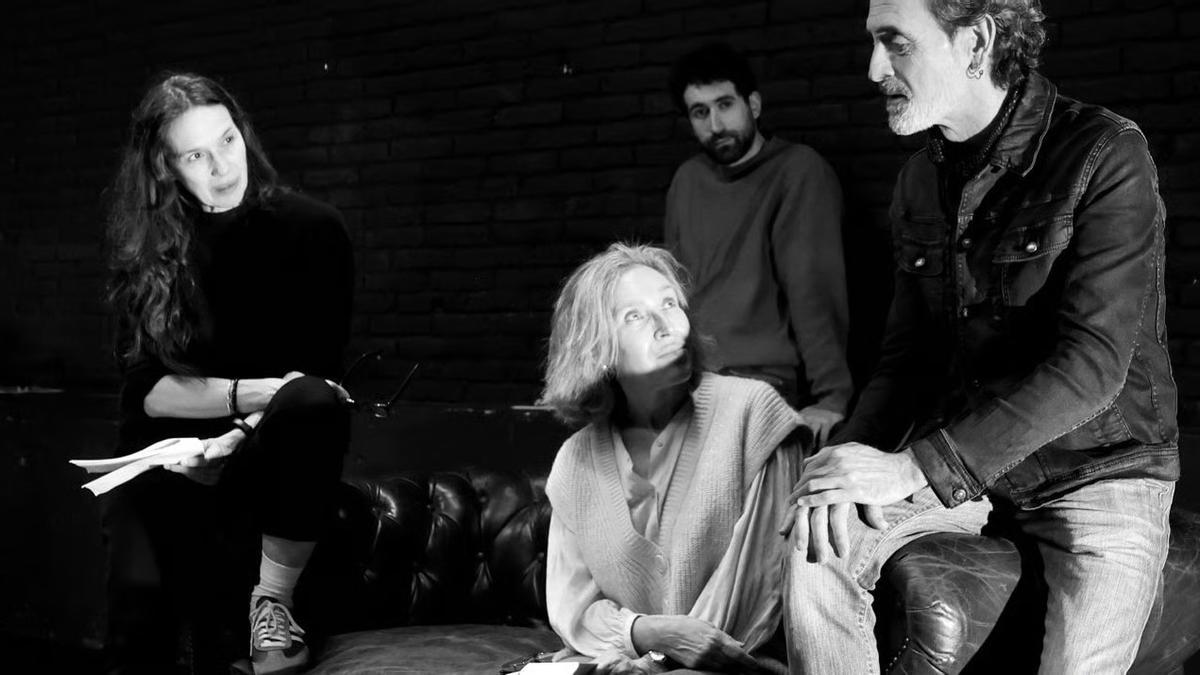 Ariadna Gil, Chantal Aimée, Carles Roig y Jordi Figueras, el reparto de 'Reton a Haifa'.