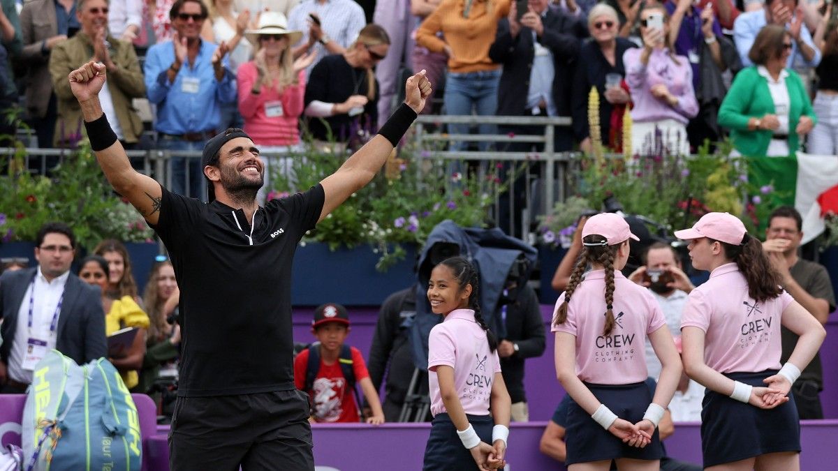 Berrettini celebrando su victoria