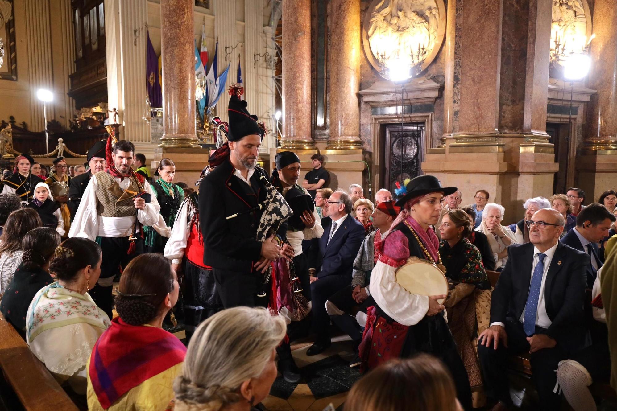 La Ofrenda de Frutos brilla un año más por el centro de Zaragoza