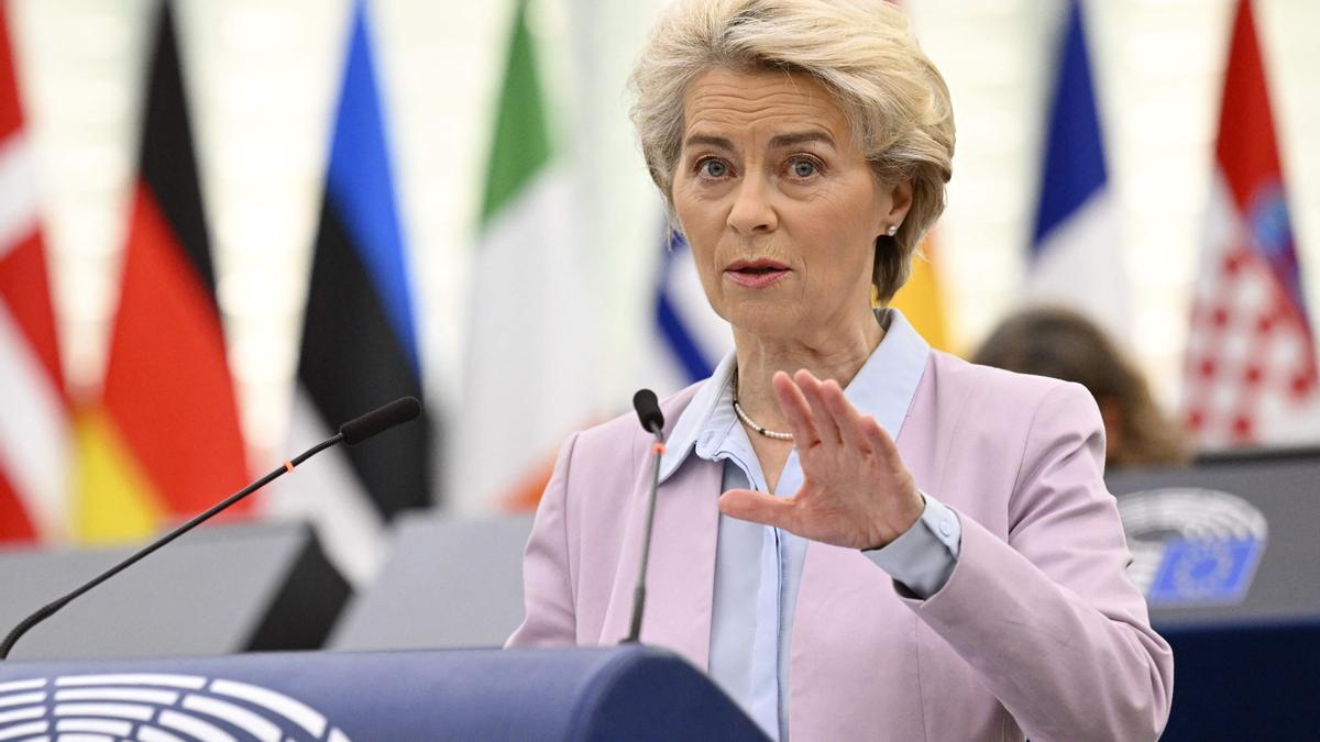 La presidenta de la Comisión Europea, Ursula von der Leyen, durante su intervención en el Parlamento de Estrasburgo.