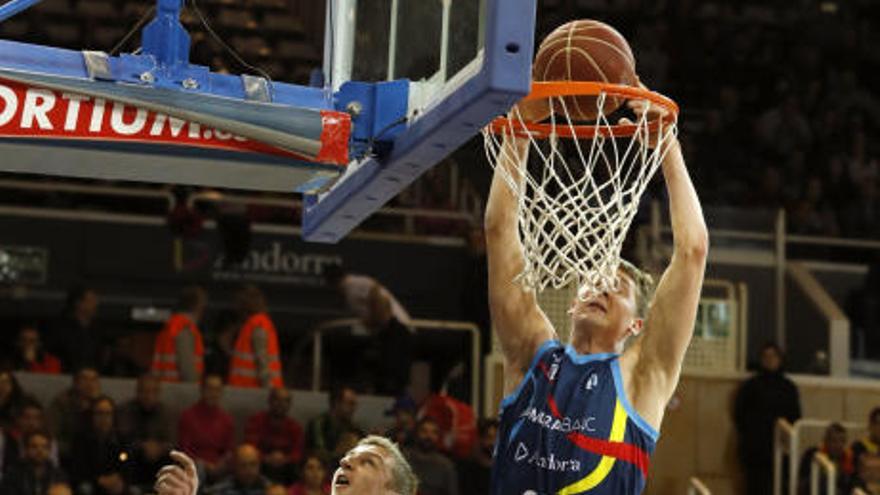 El Unicaja se inmola en Andorra (92-87)