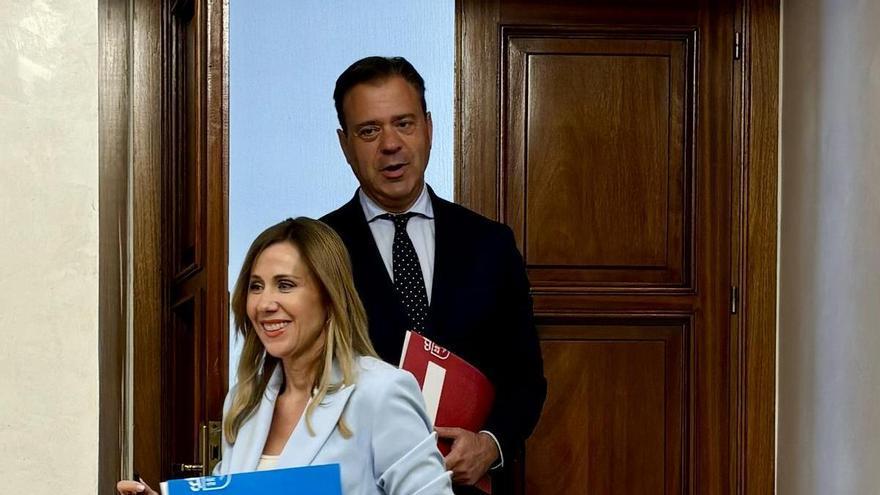 El Gobierno de la Región de Murcia vuelve a poner a Lucas en el disparadero por los tres guardias civiles heridos