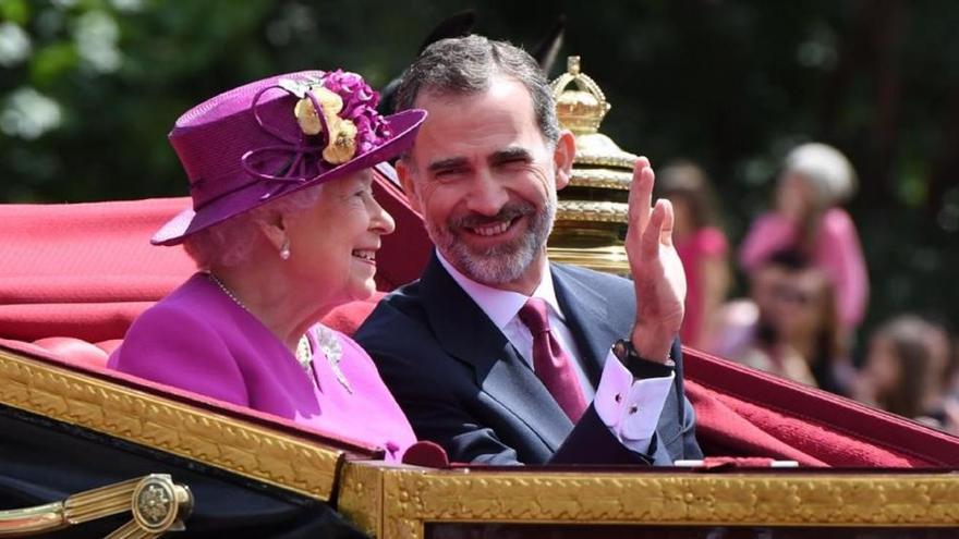 Los Reyes inician la visita al Reino Unido marcada por el &#039;brexit&#039; y el conflicto de Gibraltar