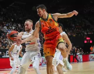 El Valencia Basket sin los puntos de Chris Jones no puede con el Real Madrid (73-80)