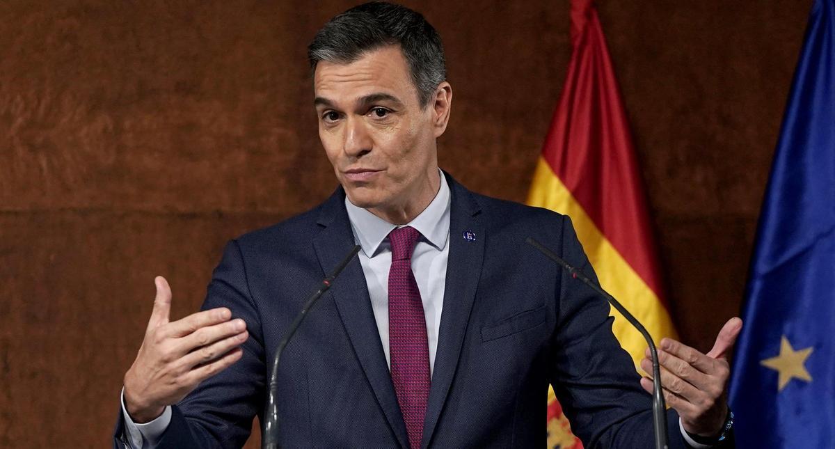 Pedro Sánchez y Yolanda Díaz sellan el acuerdo para una nueva coalición de Gobierno