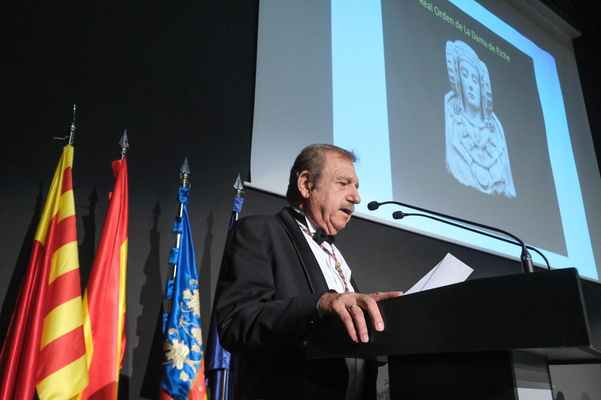 Así ha sido la Gala de entrega de las distinciones de honor de la Real Orden de la Dama en Elche Así ha sido la Gala de entrega de las distinciones de honor de la Real Orden de la Dama en Elche