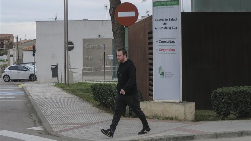 Un funeral a puerta cerrada y un instituto responsable