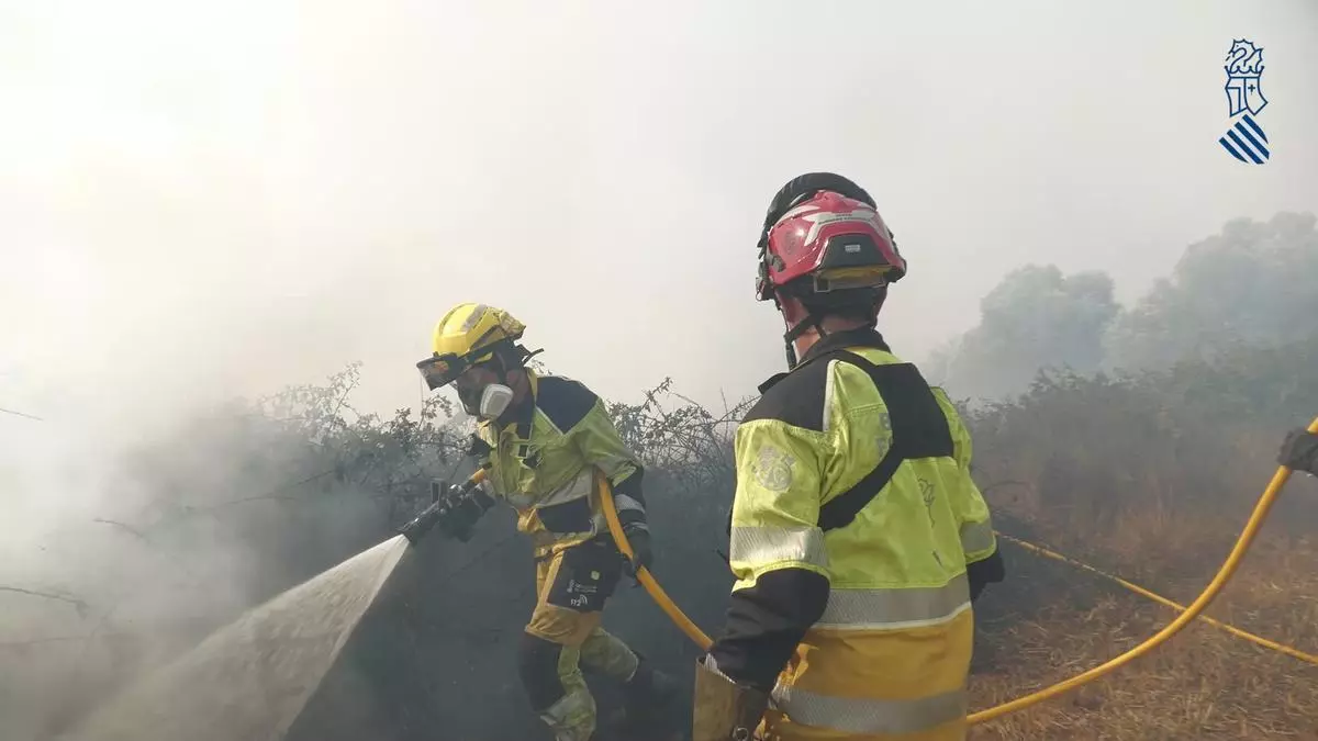 Incendio de Tírig: Evoluciona “muy favorablemente”, pero eleva a 810 las hectáreas quemadas