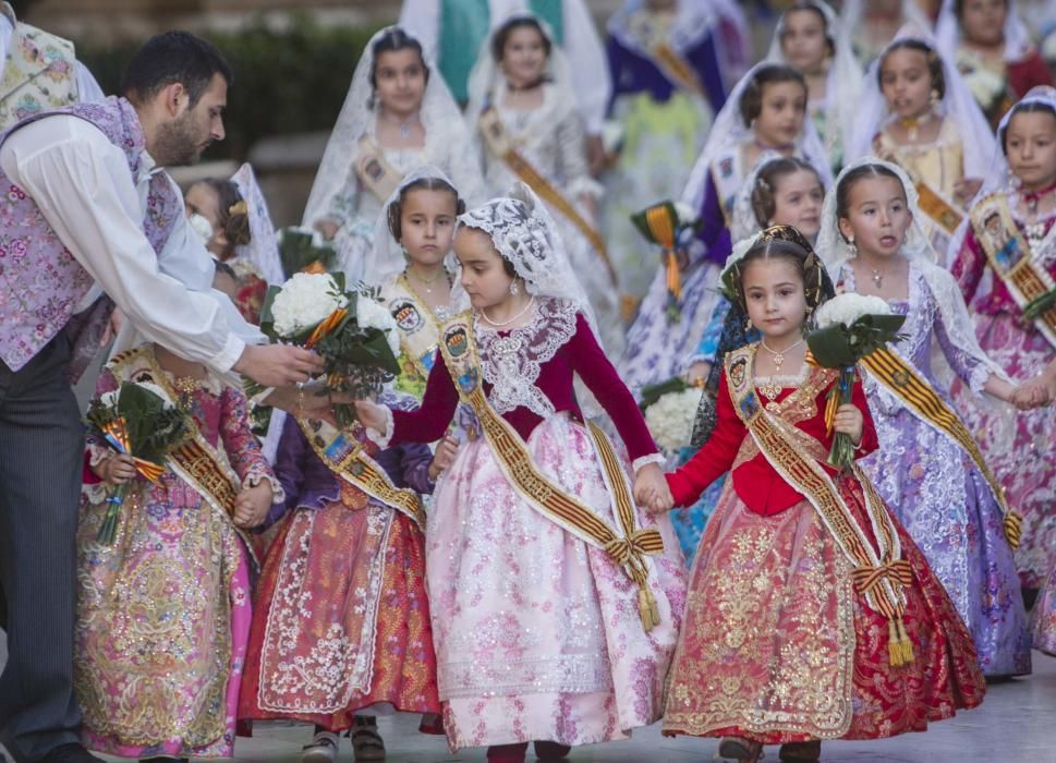 Primer día de Ofrenda de Fallas