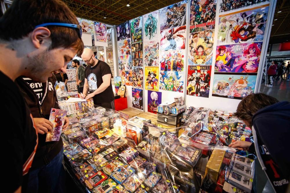 Animes y manga en una de las tiendas del Salón