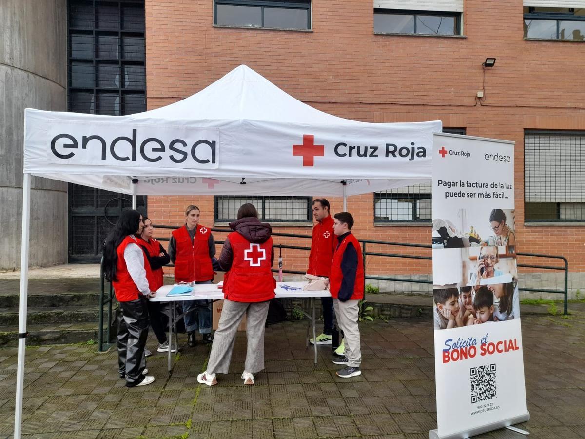 Endesa y Cruz Roja lanzan la segunda campaña 'Cita Bono Social' para asesorar a personas en situación vulnerable