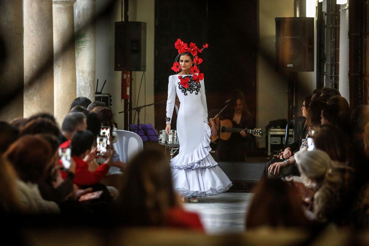 Uno de los momentos del desfile de Moda con Alma.