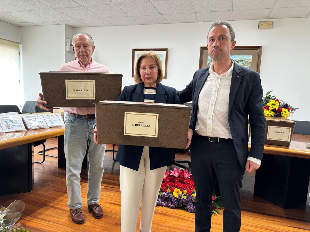 En imágenes: entrega solemne de los restos de las personas enterradas en una fosa común en La Caridad