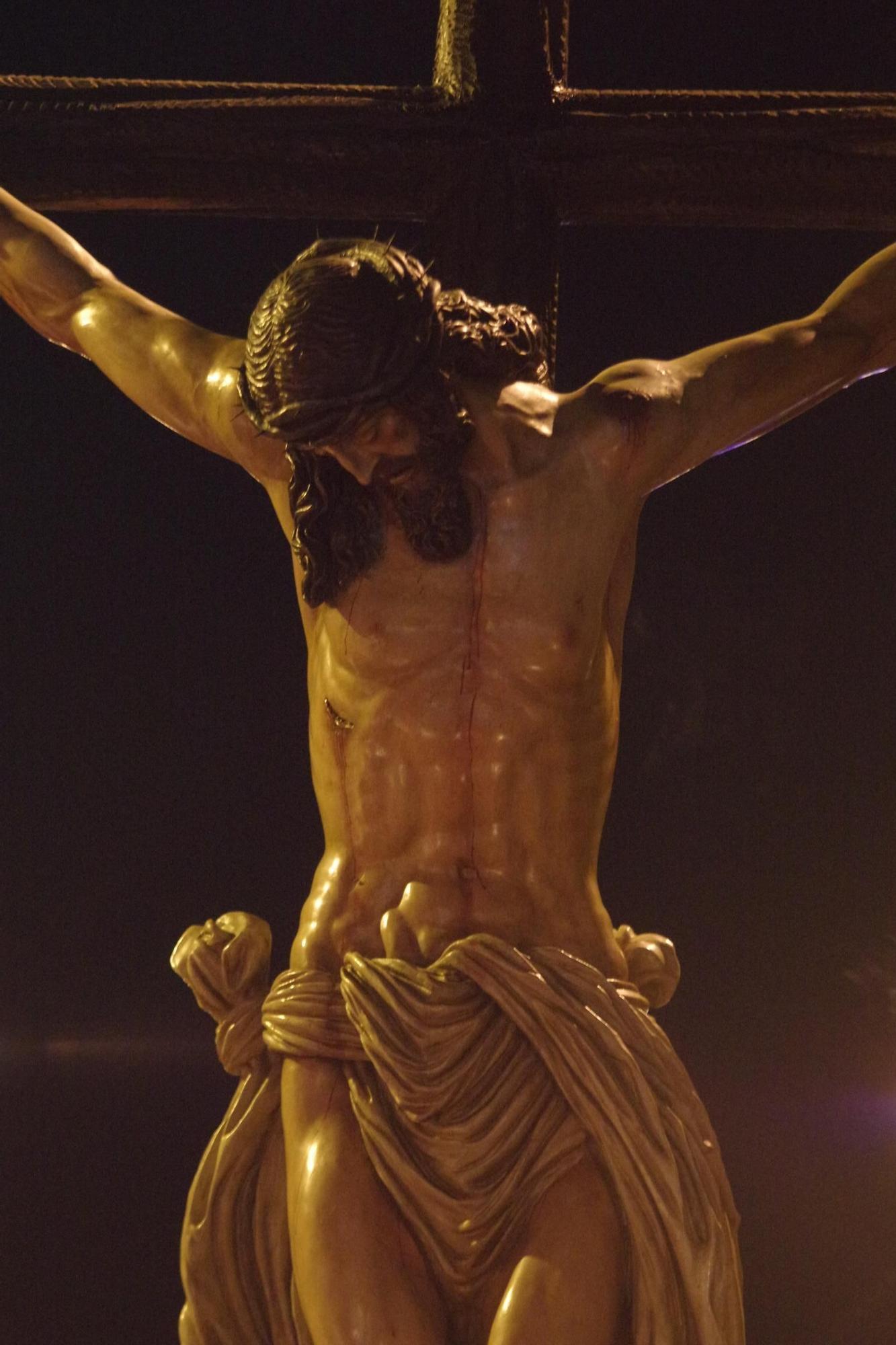 Procesión de la cofradía del Cristo de la Hermandad y la Virgen de los Dolores