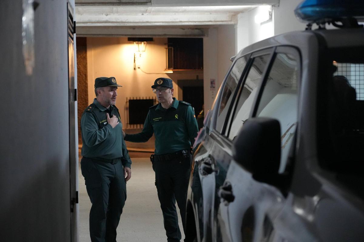 Fotogalería | El despliegue de la UCO en Hornachos, en imágenes