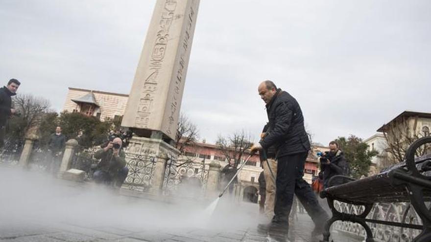 El corazón turístico de Estambul se queda vacío