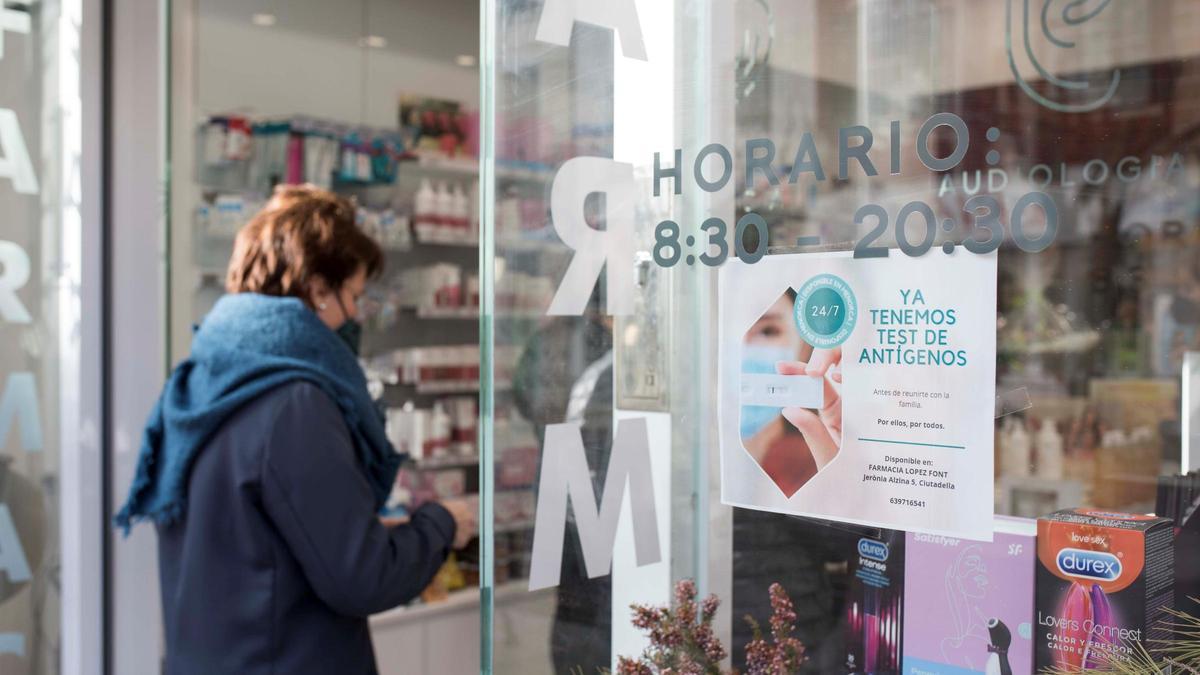 Antigentests sollen ab der zweiten Januar-Woche auch unter Aufsicht in den Apotheken auf Mallorca angeboten werden.