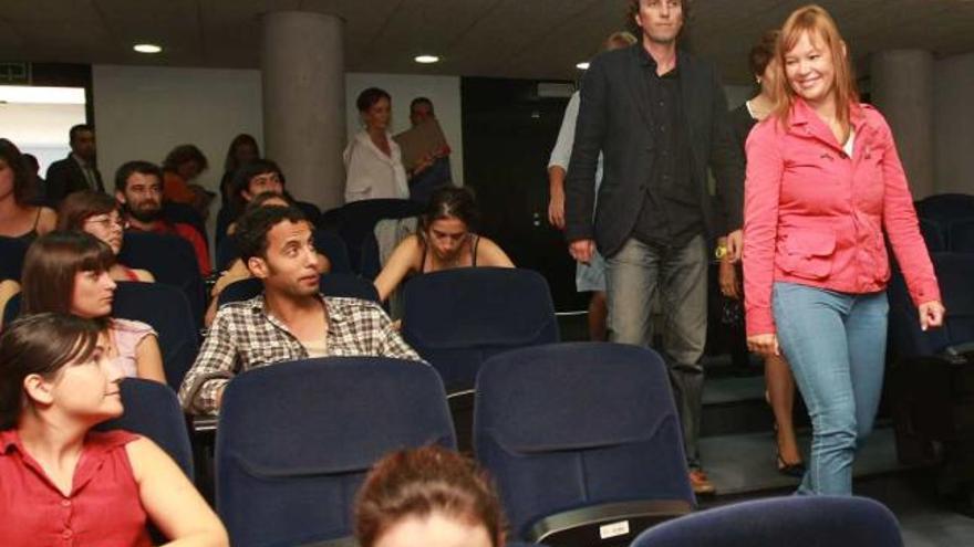 Leire Pajín ayer a su llegada al acto de inauguración del curso para jóvenes cooperantes.