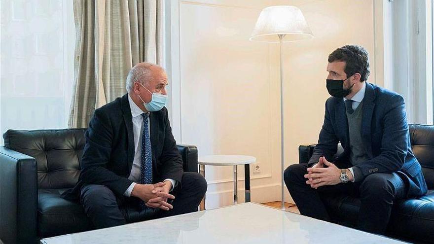 Casado propone un fondo de 50.000 millones para ayudar a las empresas