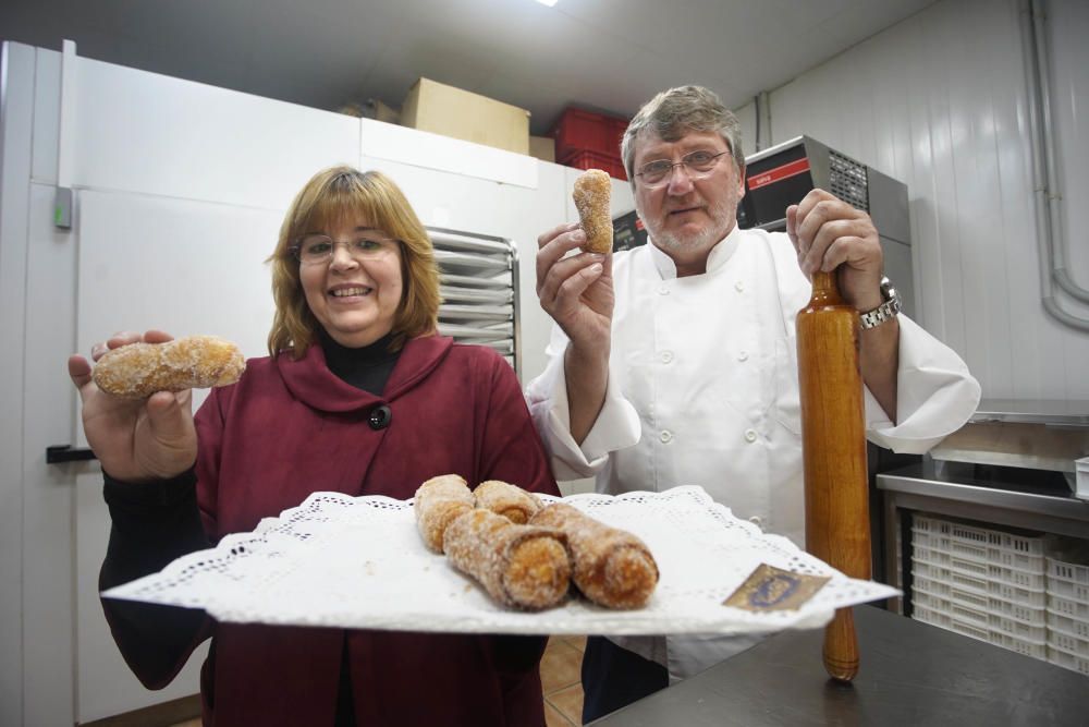 Xuixos de diferents gustos i congelats al nou obrador de Can Castelló