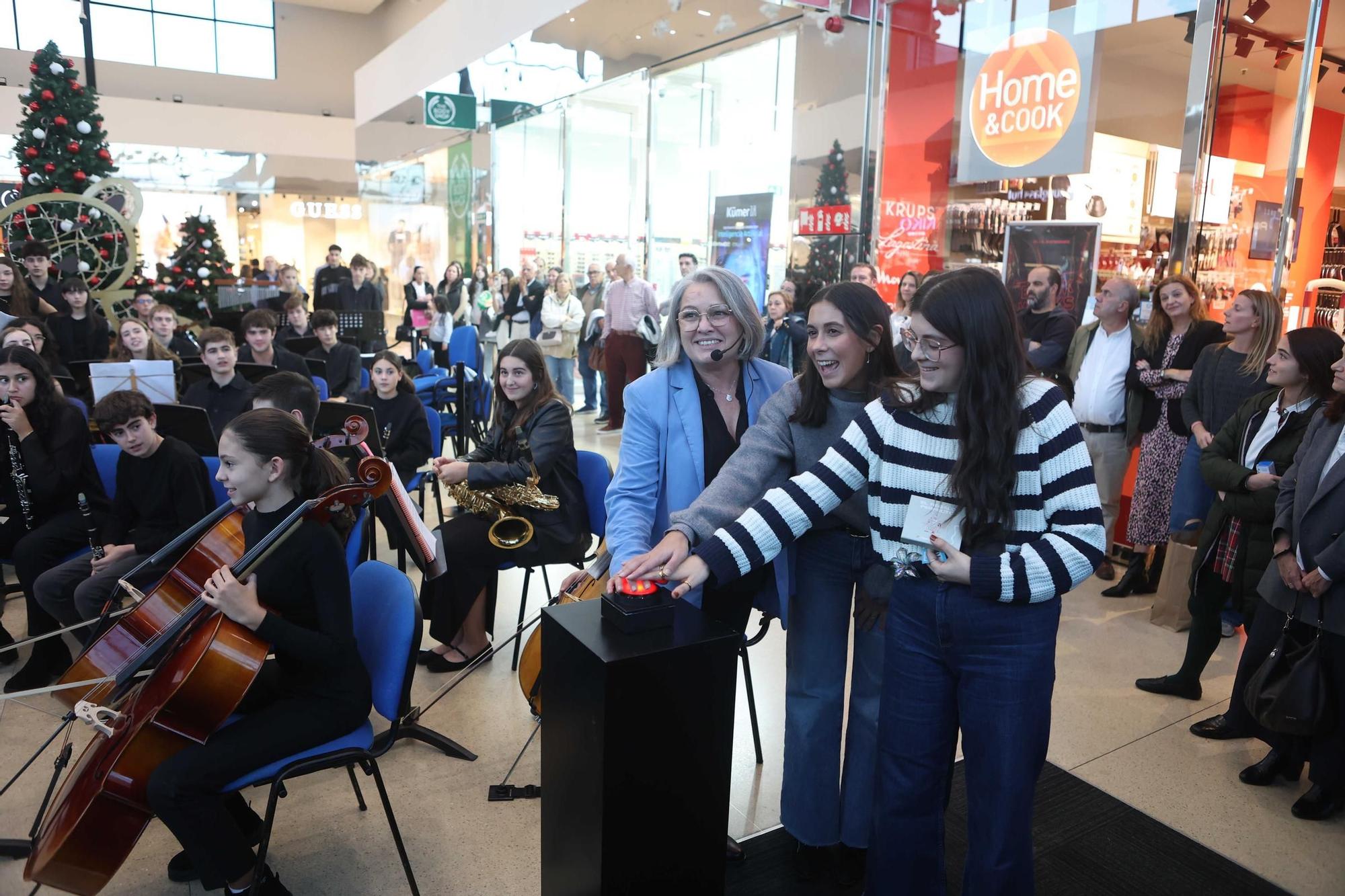 Coruña The Style Outlets enciende la Navidad con sorteos y música