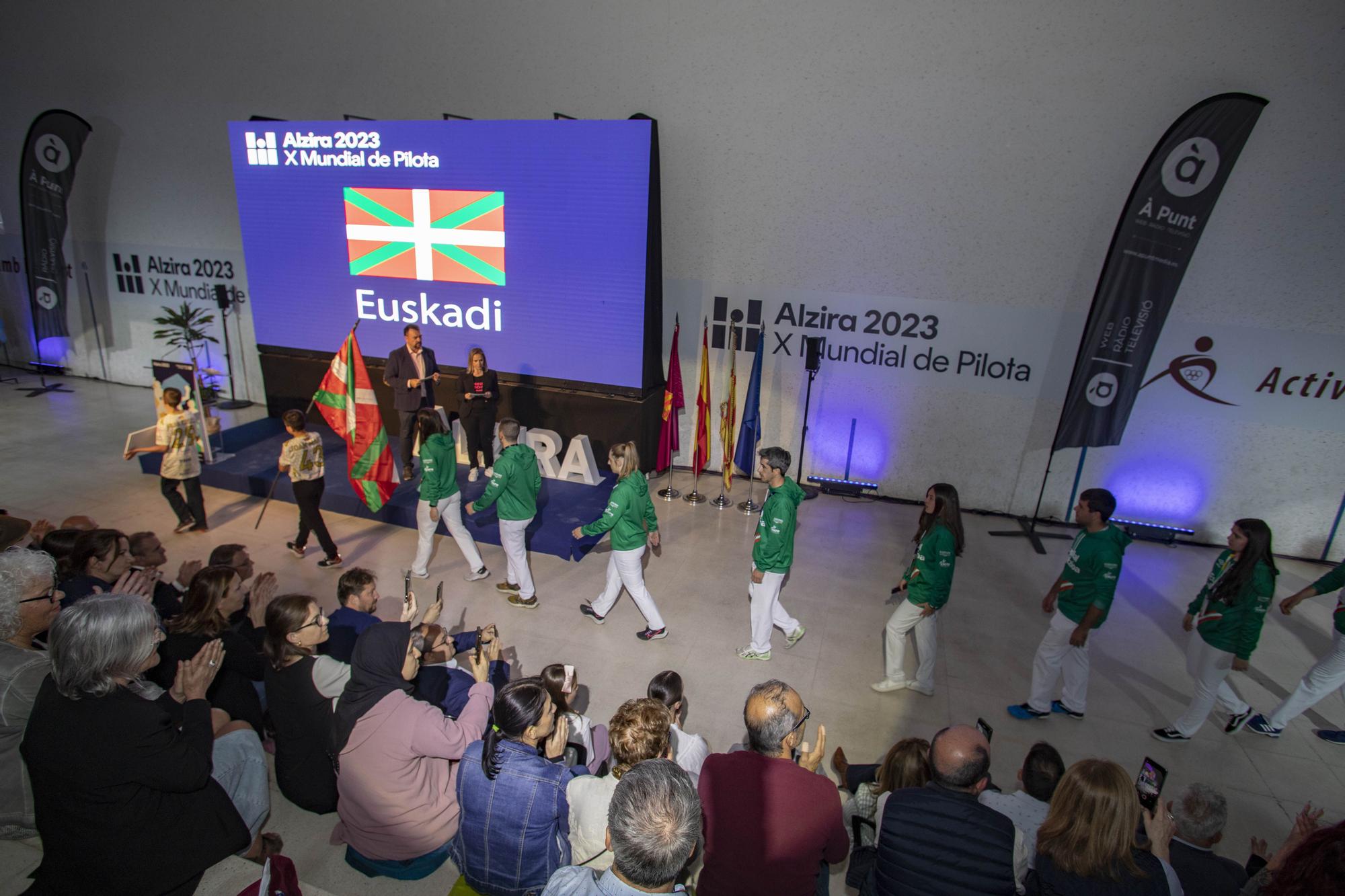 Las mejores imágenes de la gala inaugural del Mundial de Pilota de Alzira