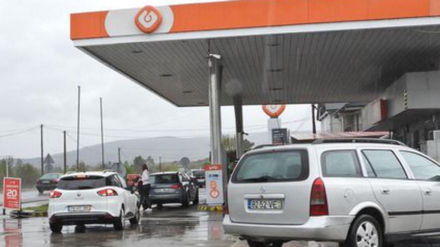 La gasolinera atracada en Feces.