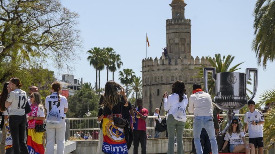 Los hoteleros se suman a la polémica por el supersábado: "Sería mejor que Copa del Rey y Feria no coincidieran, pero lo sacaremos adelante"