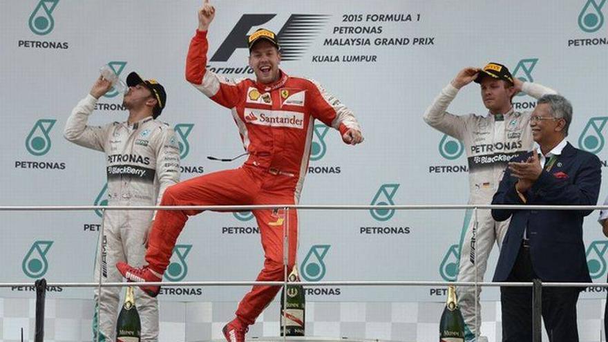 Vettel y Ferrari derrotan a lo grande a Mercedes