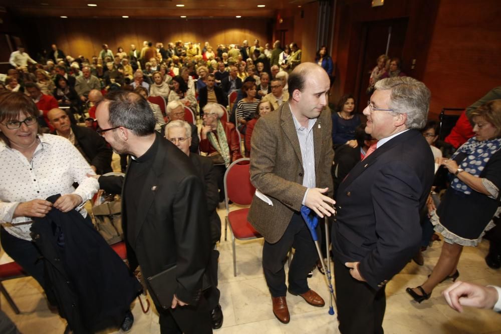 Presentación del libro "Ligunum Crucis y Avilés"