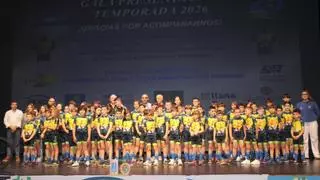 La Escuela de Ciclismo Viella presenta la temporada: "Estamos felices y orgullosos, con ilusión y ganas de trabajar"